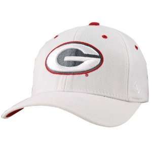   : Zephyr Georgia Bulldogs White Chocolate Zfit Hat: Sports & Outdoors