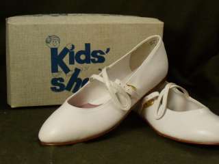 Vintage girls kids shoes white dress shoe size 2 1/2  