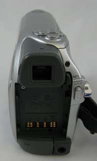 JVC GR D372u Digital Video Camera Camcorder AS IS  