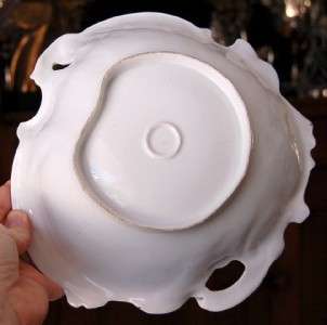   Bowl measures 10 1/4 in diameter and 2 7/8 tall. Excellent