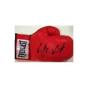  Winky Wright autographed Boxing Glove