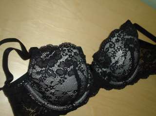 New With Tags Victorias Secret Dream Angels Lace Lined Demi Bra 32DD 