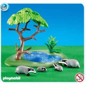  Playmobil Badger Family: Toys & Games