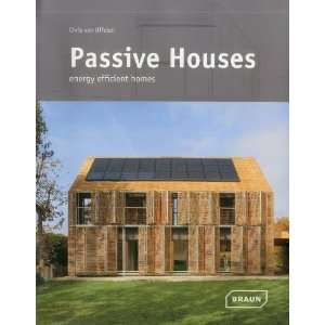   Houses: Energy Efficient Homes [Hardcover]: Chris van Uffelen: Books