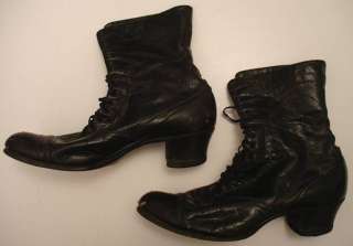 Victorian Ladies Black Leather Lace Up Boots Size 7 1/2  