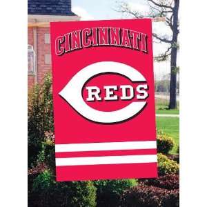  Cincinnati Reds House/Porch Embroidered Banner Flag 44X28 