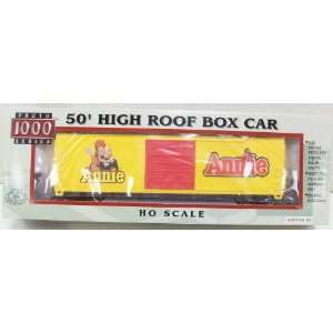    Proto 1000 8709 Life Like HO Scale Annie Box Car: Toys & Games
