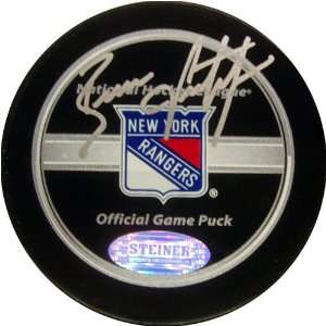  Brian Leetch Signed Hockey Puck   Rangers Sports 