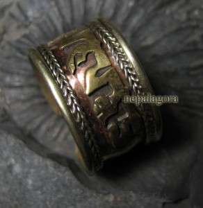 R145 TIBET Buddhism OM mantra Copper brass Ring NEPAL  