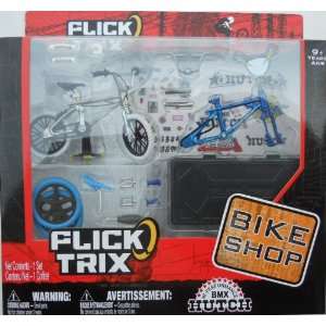   : Flick Trix HUTCH Bike Shop  Silver and Blue  20025945: Toys & Games