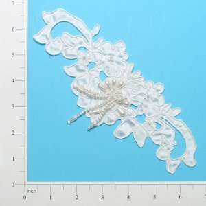  Bridal Lace with Pearls Applique