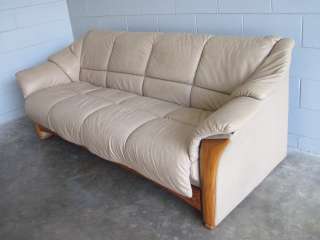 Ekornes Stressless Sofa Couch Leather Danish Modern Paloma Sand Teak 