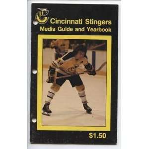  1977/78 Cincinnati Stingers WHA Media Guide   Sports 