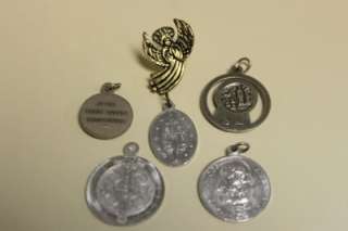 VINTAGE LOT OF CHRISTIAN CATHOLIC MEDALS MIXED ITALIAN & AMERICAN 