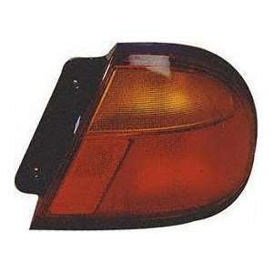  96 98 MAZDA PROTEGE TAIL LIGHT RH (PASSENGER SIDE), Outer Mounted 