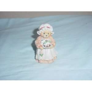 Cherished Teddies Figurine: Mrs. Cratchit A Beary Christmas And A 