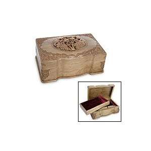Walnut jewelry box, Vineyard 