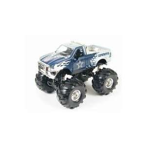   350 Monster Truck Collectible   Dallas Cowboys: Sports & Outdoors