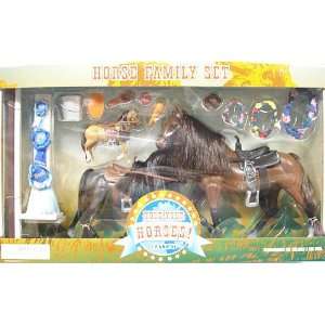  Hold Your Horses   Horse Family Set by Battat Toys 