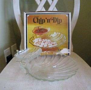 Vintage Jeannette Glass Seashell Chip n Dip Set Server  