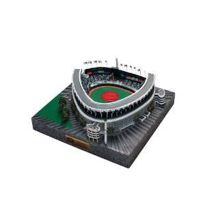 NEW YORK YANKEES Yankee Stadium Final LE Replica  Sports 