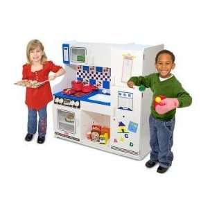  Melissa & Doug Deluxe Play Kitchen: Toys & Games