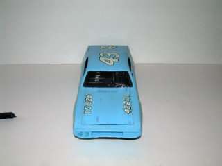 Richard Petty #43 Plymouth Roadrunner Model Car Kit Built  