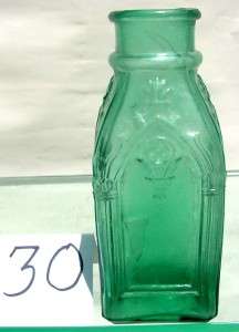   EMERALD GREEN FOUR SIDED WELLINGTON CATHEDRAL PICKLE, OPEN PONTIL #30
