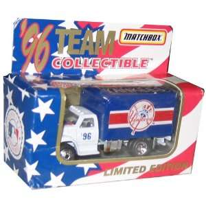  MLB Baseball Matchbox Truck   NY Yankees 1996 Toys 