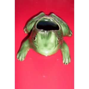  Vintage Collectible    Large Green Frog Planter 