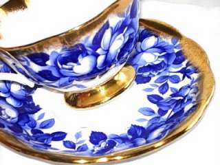 Royal Albert COBALT BLUE ROSES TREASURE CHEST SERIES Tea Cup and 