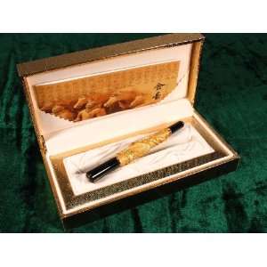  Two 3D Dragons Playing Pearl Golden Fountain Pen Dragon 