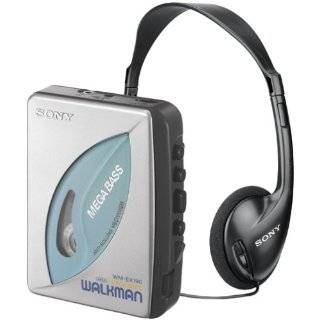   Portable Cassette Tape Player Radio FM/AM WM FX321 