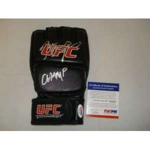  JON BONES JONES Signed MMA UFC Fight Glove PSA P34180 