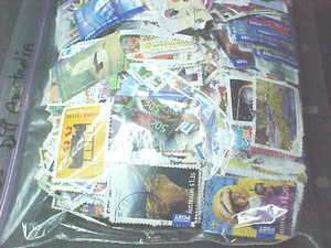 1600 DIFFERENT AUSTRALIA STAMP COLLECTION   LOT  