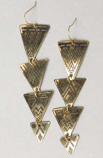 accessories boutique the triple pyramid earrings in gold $ 9 00 