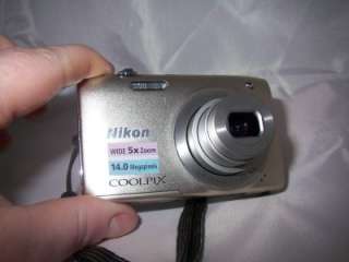 Nikon Coolpix S3100 14.0 MP Digital Camera   Silver 18208262625  