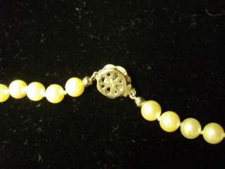 Perlenkette 94cm lang, unecht m. Schließe aus 925 Silber m. Perle in 