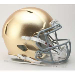 Notre Dame Fighting Irish Riddell Speed Full Size Authentic Football 