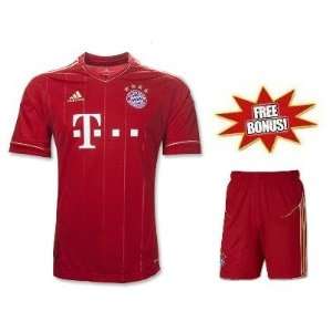  Bayern Munich Home Jersey 2011/12 (Medium) Sports 