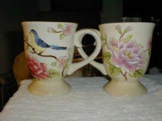   CHINOISERIE Pedestal FOOTED Mugs~S/2~COFFEE~Latte~TEA~NEW  