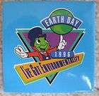 Disney World Jiminy Cricket Earth Day Button Pin 1996