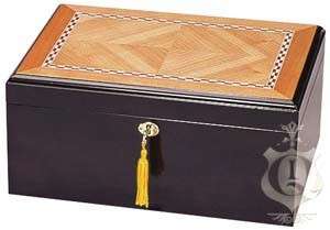Classic Cigar Humidor Holds up to 100 Cigars  