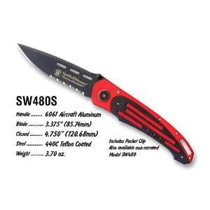   Wesson SW480S Homeland Security Serrated Knife, Red