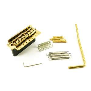  7 STRING WD TREMOLO GOLD Musical Instruments